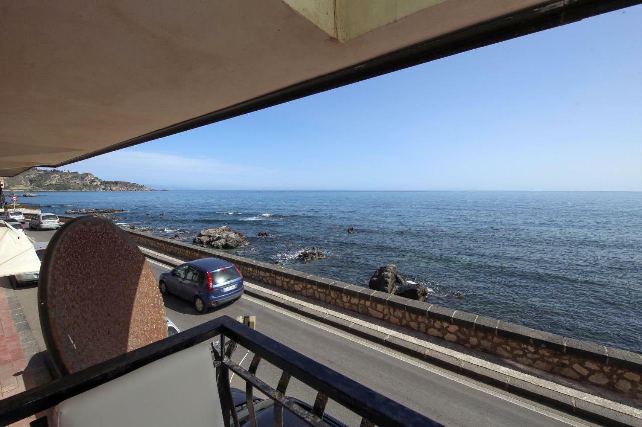 Taorminaxos Leilighet Giardini Naxos Eksteriør bilde